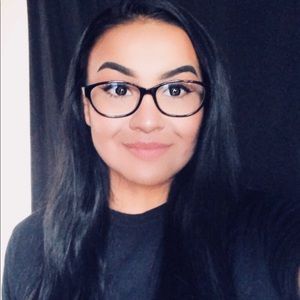 Meet your Posher, Priscilla